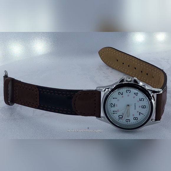 ACCUTIME watch - Picture 4 of 12